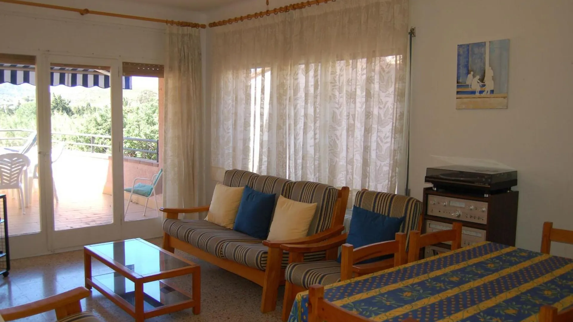 Voramar - Apartamento Con Amplia Terraza Y Vistas A La Montana. - Es-228-80 Llança